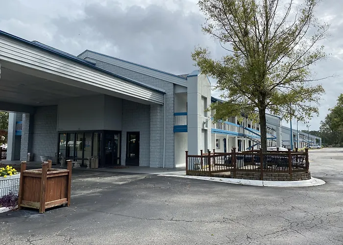 Baymont By Wyndham Wilmington