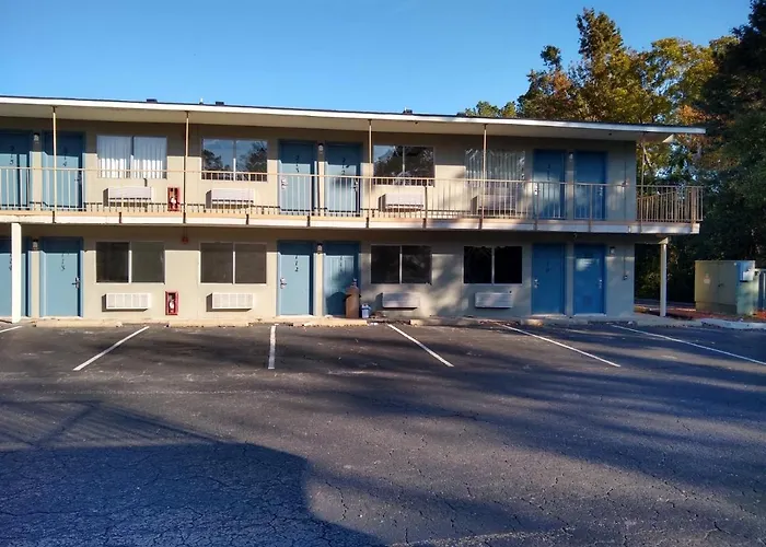 Pet Friendly hotel: Amerivu Inn